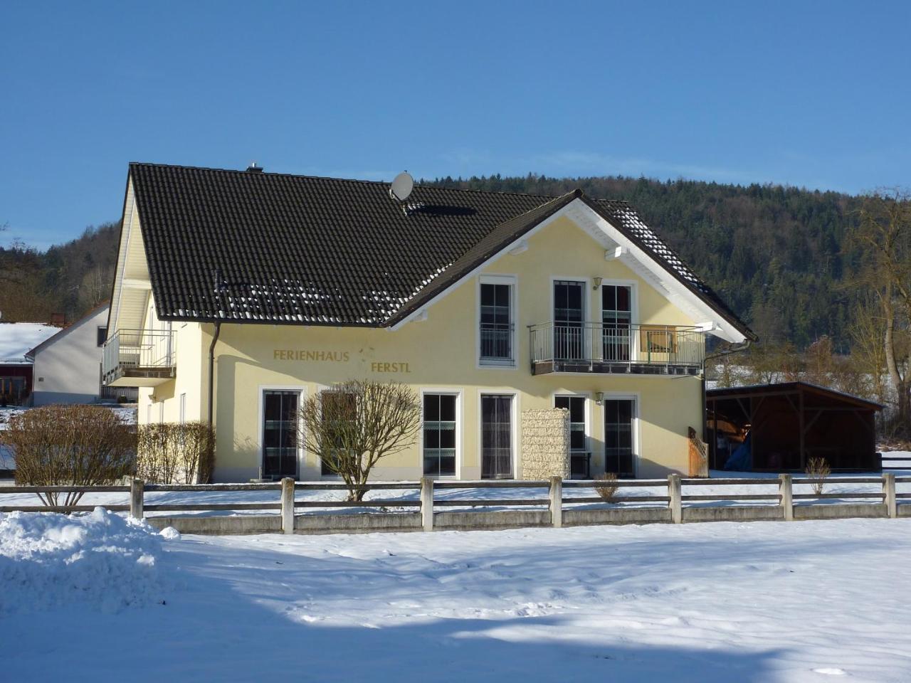 Ferienwohnung Ferstl Riedenburg Buitenkant foto
